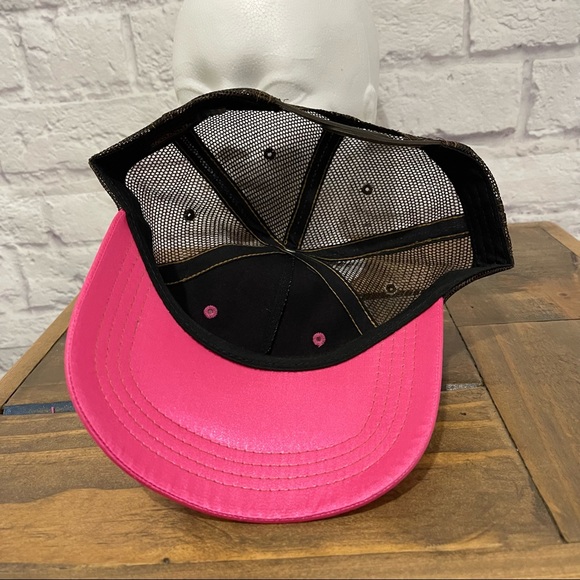 VON DUTCH Kustommade Originals NWOT Pink Satin Trucker Snapback Hat Cap - Picture 10 of 10